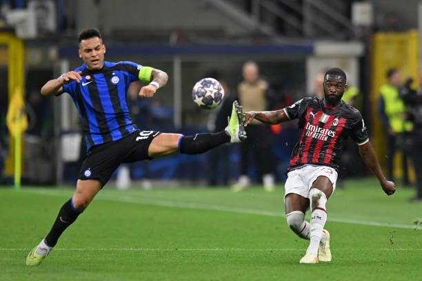 而尹鸿博的 而尹鸿博的