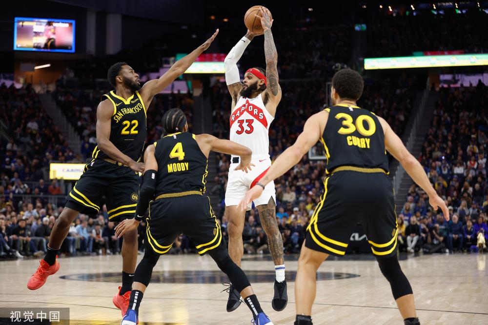 赛场绽放光 赛场绽放光